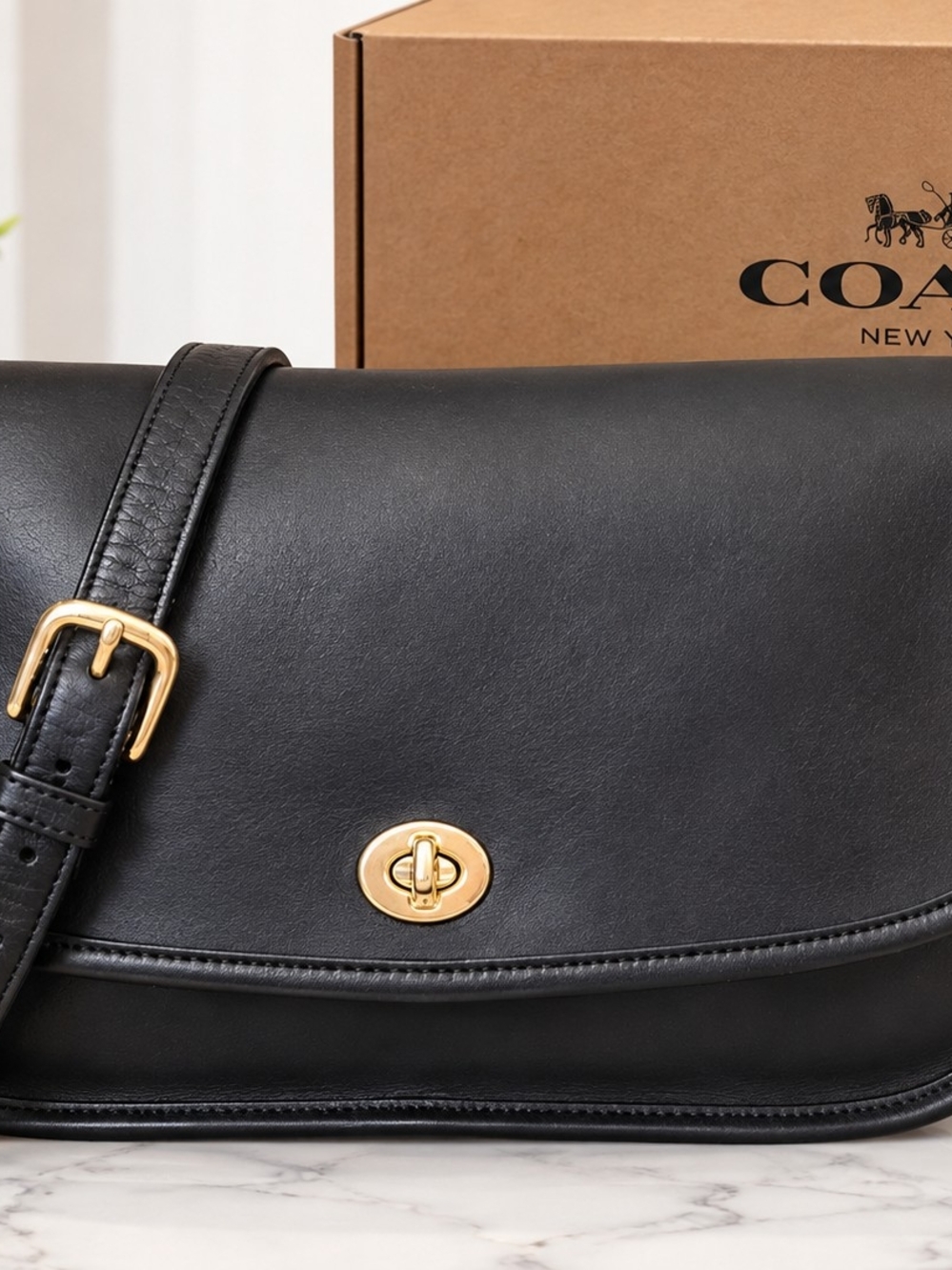 Vintage Coach City Black Glove-tanned Leather Shoulder/Crossbody Bag Costa Rica